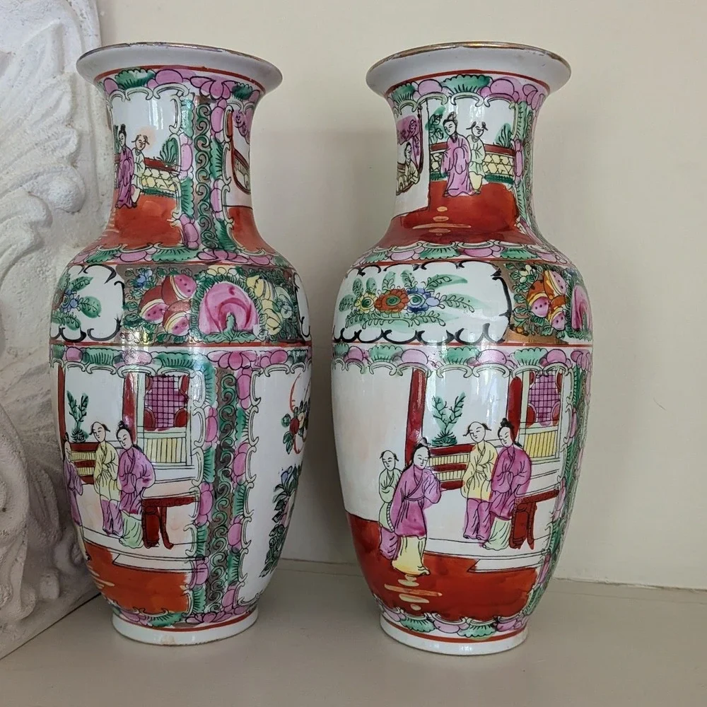 Vintage Chinese Rose Medallion Porcelain Vases Pair Hand Painted Gold Gilt 10in